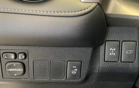 Toyota RAV4, 2018 год, 2 710 000 рублей, 21 фотография