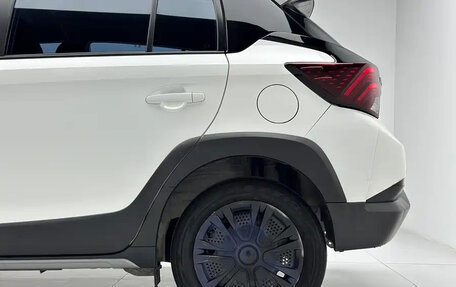 Toyota Yaris XP150 рестайлинг, 2022 год, 1 000 000 рублей, 9 фотография