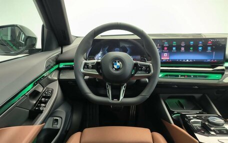 BMW 5 серия, 2025 год, 11 590 000 рублей, 15 фотография