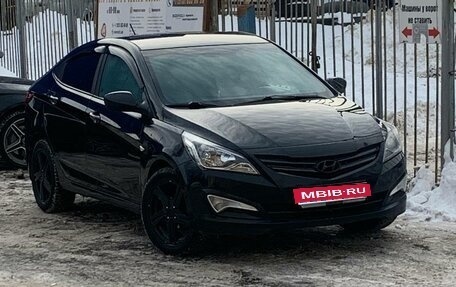 Hyundai Solaris II рестайлинг, 2015 год, 650 000 рублей, 1 фотография