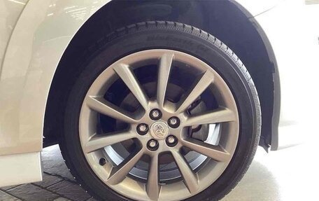 Toyota Wish II, 2011 год, 1 305 000 рублей, 15 фотография