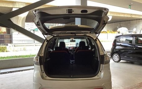 Toyota Wish II, 2011 год, 1 305 000 рублей, 16 фотография