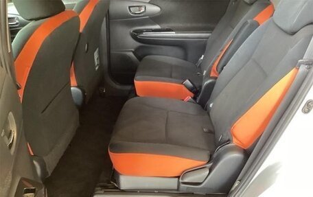 Toyota Wish II, 2011 год, 1 305 000 рублей, 25 фотография