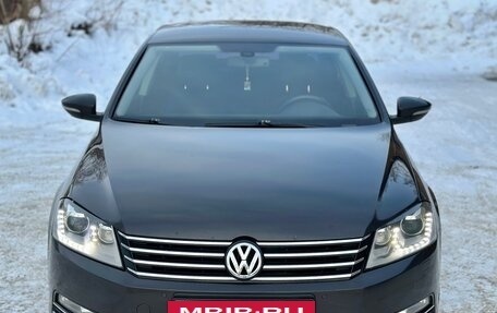 Volkswagen Passat B7, 2011 год, 970 000 рублей, 2 фотография