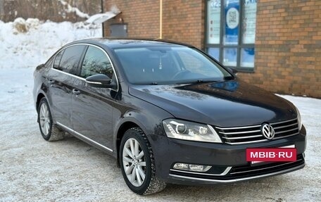 Volkswagen Passat B7, 2011 год, 970 000 рублей, 3 фотография
