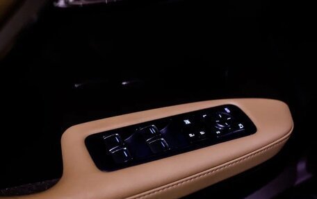 Lexus RX IV рестайлинг, 2016 год, 4 100 000 рублей, 17 фотография