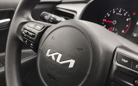 KIA Rio IV, 2022 год, 1 800 000 рублей, 4 фотография