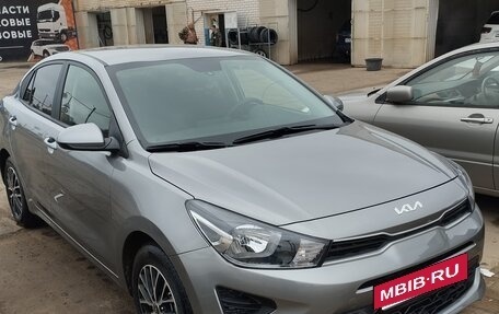 KIA Rio IV, 2022 год, 1 800 000 рублей, 3 фотография