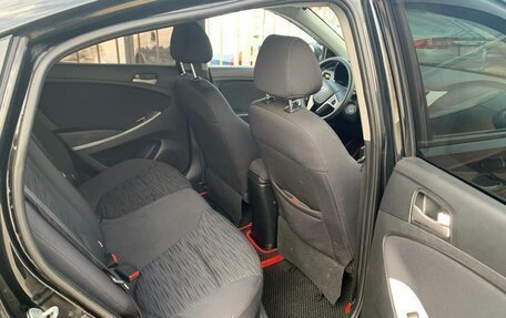 Hyundai Solaris II рестайлинг, 2015 год, 650 000 рублей, 9 фотография