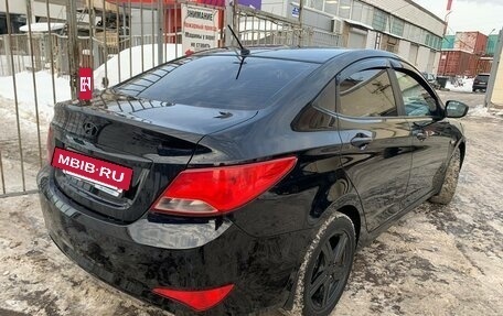 Hyundai Solaris II рестайлинг, 2015 год, 650 000 рублей, 3 фотография