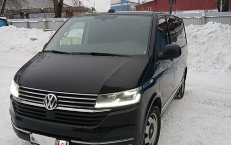 Volkswagen Caravelle T6 рестайлинг, 2020 год, 4 600 000 рублей, 6 фотография