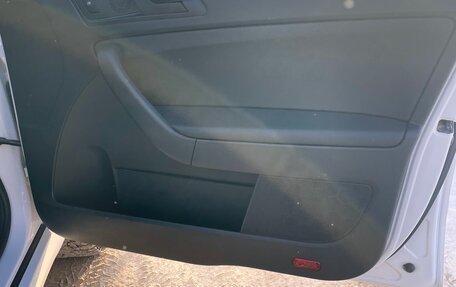 Skoda Yeti I рестайлинг, 2015 год, 1 550 000 рублей, 14 фотография