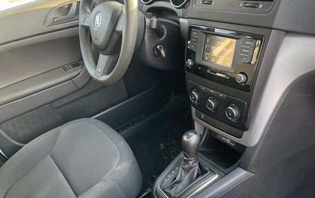 Skoda Yeti I рестайлинг, 2015 год, 1 550 000 рублей, 16 фотография
