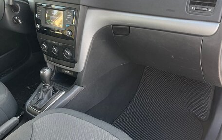 Skoda Yeti I рестайлинг, 2015 год, 1 550 000 рублей, 17 фотография