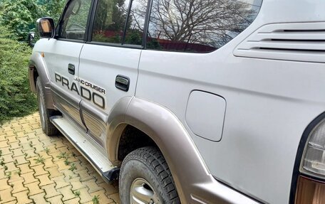 Toyota Land Cruiser Prado 90 рестайлинг, 2000 год, 1 430 000 рублей, 3 фотография