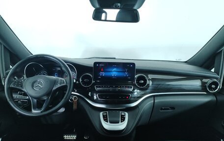 Mercedes-Benz V-Класс, 2022 год, 11 900 000 рублей, 10 фотография
