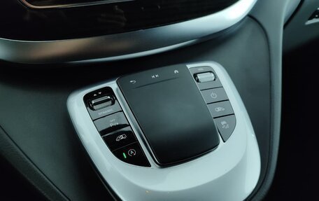 Mercedes-Benz V-Класс, 2022 год, 11 900 000 рублей, 19 фотография