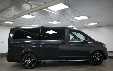 Mercedes-Benz V-Класс, 2024 год, 13 650 000 рублей, 5 фотография