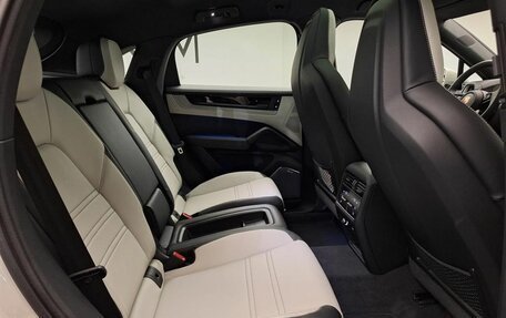 Porsche Cayenne III, 2025 год, 19 570 000 рублей, 8 фотография