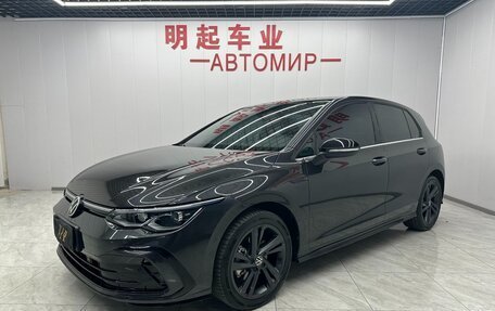 Volkswagen Golf VIII, 2022 год, 1 990 000 рублей, 1 фотография