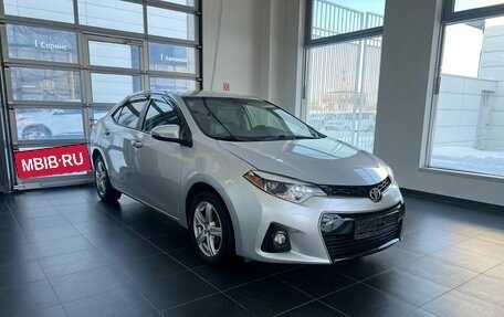 Toyota Corolla, 2015 год, 1 100 000 рублей, 1 фотография