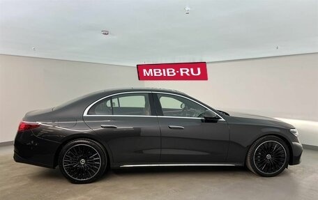 Mercedes-Benz E-Класс, 2025 год, 10 150 000 рублей, 5 фотография