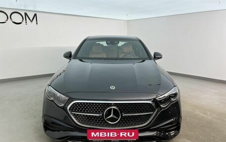 Mercedes-Benz E-Класс, 2025 год, 10 150 000 рублей, 3 фотография