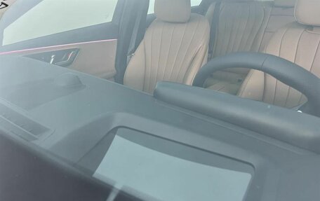 Mercedes-Benz E-Класс, 2025 год, 10 150 000 рублей, 26 фотография