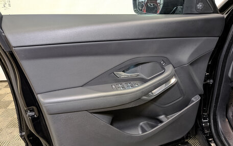 Jaguar E-Pace, 2019 год, 2 895 000 рублей, 19 фотография