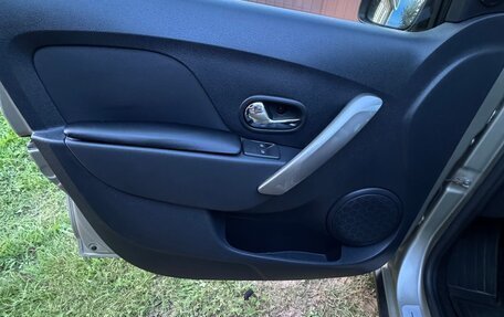 Renault Logan II, 2021 год, 1 380 000 рублей, 27 фотография