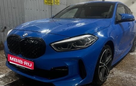 BMW 1 серия, 2020 год, 3 400 000 рублей, 9 фотография