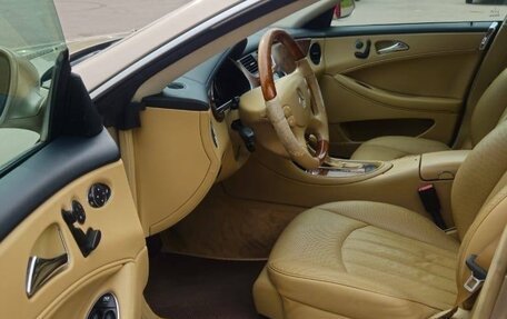 Mercedes-Benz CLS, 2006 год, 900 000 рублей, 8 фотография