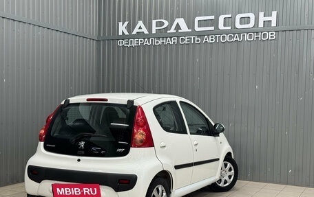 Peugeot 107 I рестайлинг, 2010 год, 470 000 рублей, 2 фотография