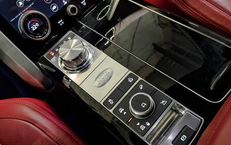 Land Rover Range Rover IV рестайлинг, 2020 год, 7 899 000 рублей, 29 фотография