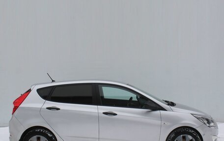 Hyundai Solaris II рестайлинг, 2015 год, 999 000 рублей, 4 фотография