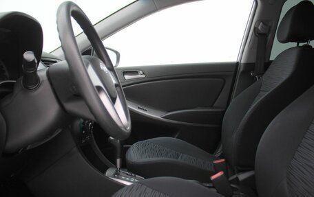 Hyundai Solaris II рестайлинг, 2015 год, 999 000 рублей, 11 фотография