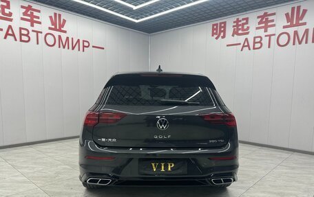 Volkswagen Golf VIII, 2022 год, 1 990 000 рублей, 4 фотография