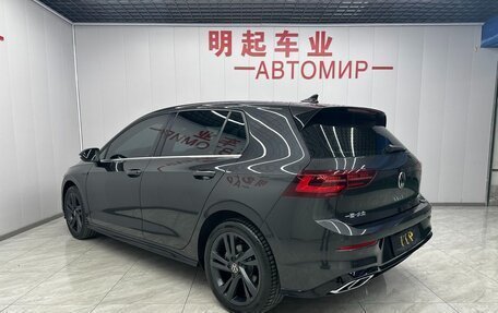 Volkswagen Golf VIII, 2022 год, 1 990 000 рублей, 7 фотография