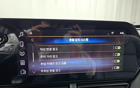 Chevrolet Trax, 2023 год, 1 698 000 рублей, 17 фотография