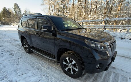 Toyota Land Cruiser Prado 150 рестайлинг 2, 2017 год, 4 290 000 рублей, 4 фотография
