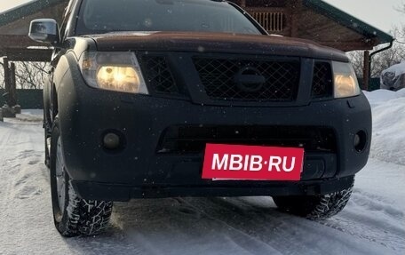 Nissan Navara (Frontier), 2010 год, 1 325 000 рублей, 2 фотография