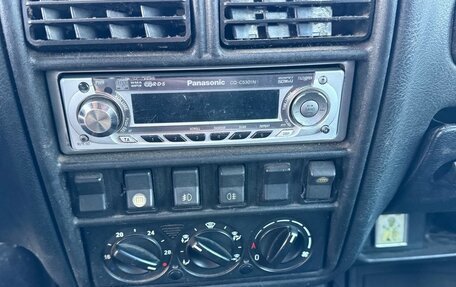 ГАЗ 31105 «Волга», 2006 год, 99 000 рублей, 8 фотография