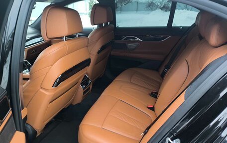 BMW 7 серия, 2018 год, 4 400 000 рублей, 10 фотография