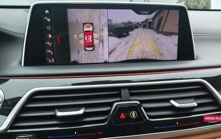 BMW 7 серия, 2018 год, 4 400 000 рублей, 11 фотография