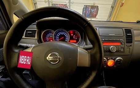 Nissan Tiida, 2010 год, 950 000 рублей, 23 фотография