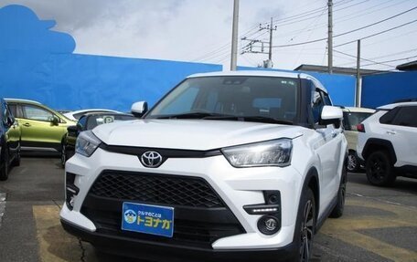 Toyota Raize I, 2023 год, 1 318 000 рублей, 6 фотография