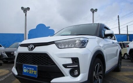 Toyota Raize I, 2023 год, 1 318 000 рублей, 15 фотография