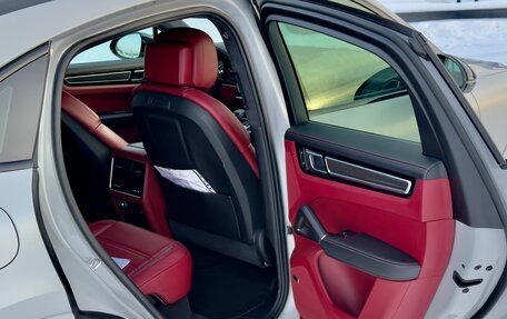 Porsche Cayenne III, 2022 год, 13 500 000 рублей, 21 фотография