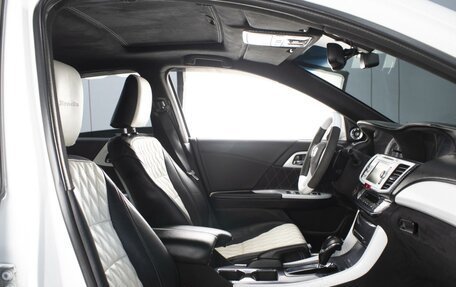 Honda Accord IX рестайлинг, 2013 год, 1 680 000 рублей, 7 фотография