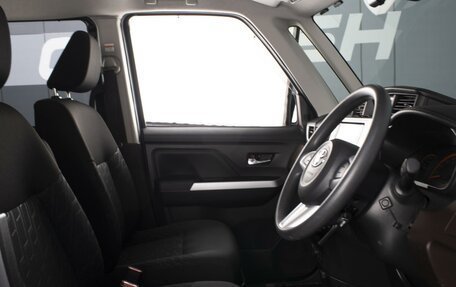 Toyota Tank I, 2019 год, 1 090 000 рублей, 10 фотография